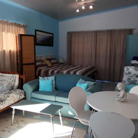 Апартаменты 36 Df Strauss Street Клейнмонд Экстерьер фото